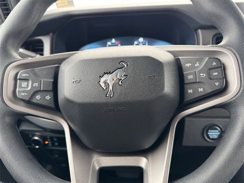 Used 2025 Ford Bronco 2-Door image 14