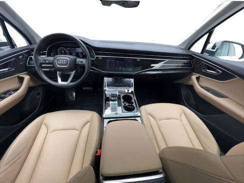 Used 2022 Audi Q7 3.0T Premium Plus w/ Premium Plus Package AWD/4WD image 41
