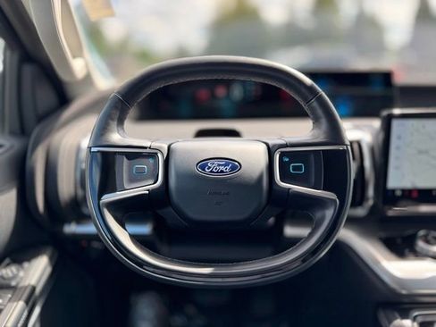 Certified 2025 Ford Expedition Max Platinum AWD/4WD image 42