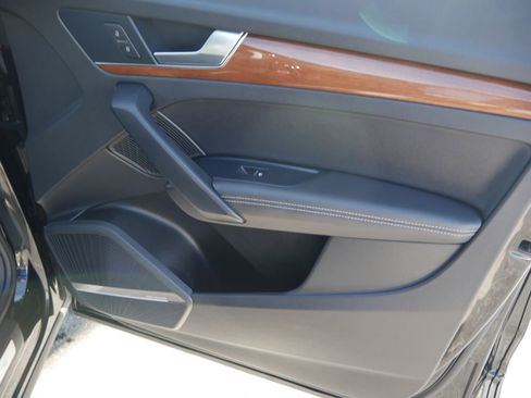 Certified 2023 Audi Q5 2.0T Premium Plus w/ Premium Plus Package image 27