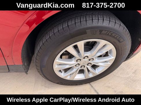 Used 2024 Cadillac XT5 Luxury w/ LPO, Floor Liner Package FWD image 11