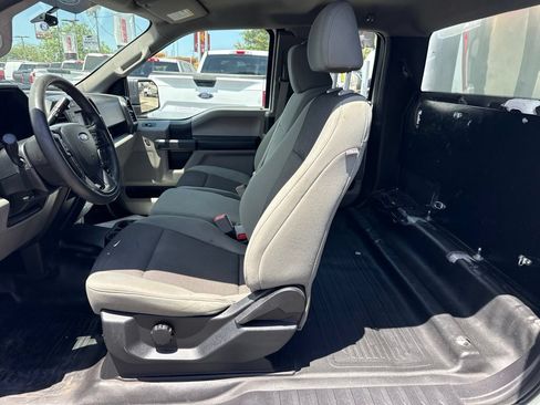 Used 2018 Ford F150 XL w/ Equipment Group 101A Mid RWD image 16