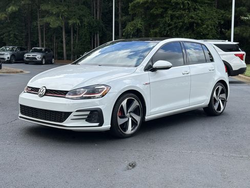 Used 2020 Volkswagen GTI SE FWD image 5