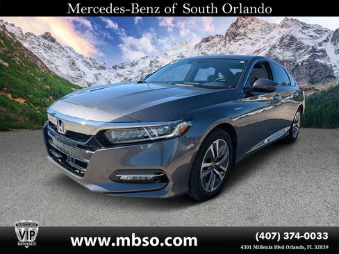 Used 2018 Honda Accord Touring image 19