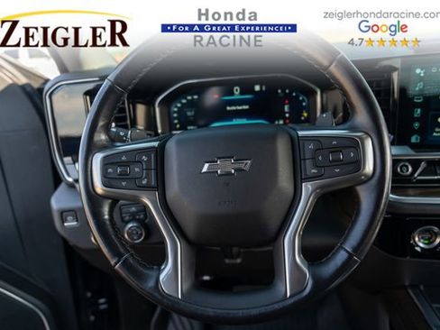 Used 2022 Chevrolet Silverado 1500 RST image 12