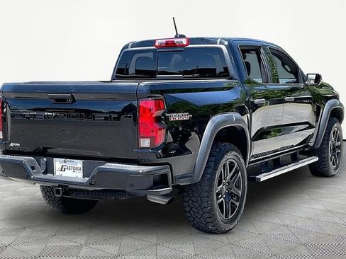 Used 2023 Chevrolet Colorado Trail Boss w/ Advanced Trailering Package AWD/4WD image 5