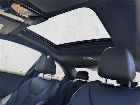 Used 2024 BMW 230i Coupe w/ Convenience Package RWD image 16