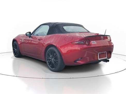 New 2025 MAZDA MX-5 Miata Club image 3