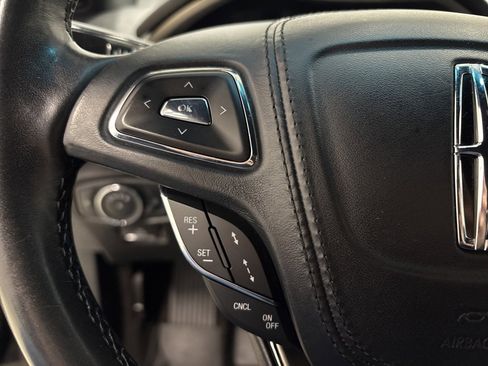 Used 2019 Lincoln MKZ Reserve image 25