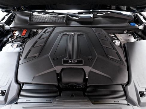 Used 2021 Bentley Bentayga w/ First Edition Specification AWD/4WD image 46