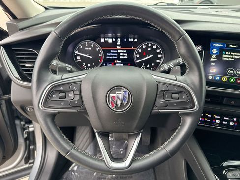 Certified 2023 Buick Envision Avenir image 35