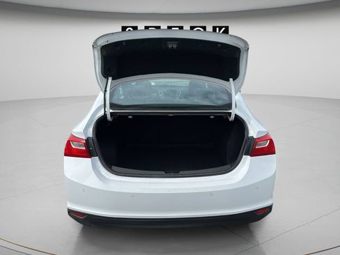 Used 2024 Chevrolet Malibu LT FWD image 19