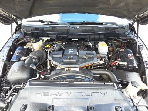 Used 2015 RAM 3500 Tradesman w/ Chrome Appearance Group RWD image 9