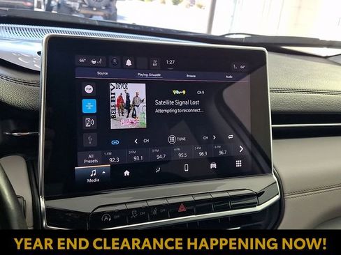 Used 2022 Jeep Compass Limited image 18