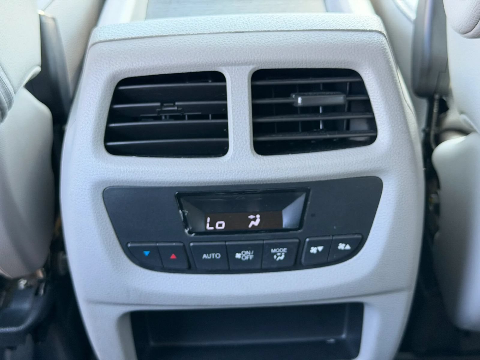 Used 2017 Honda Pilot EX-L image 37