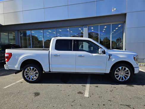 Used 2022 Ford F150 Limited image 6