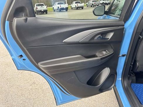 Used 2023 Chevrolet TrailBlazer RS AWD/4WD image 14