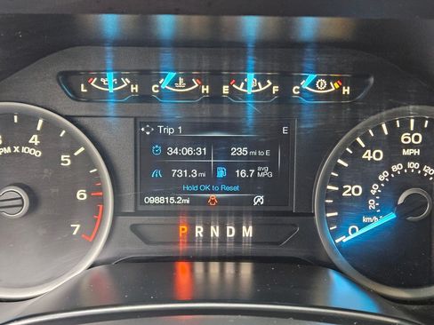 Used 2019 Ford F150 XLT w/ Equipment Group 302A Luxury AWD/4WD image 23