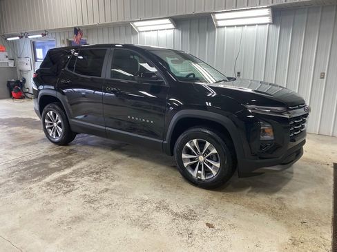 New 2026 Chevrolet Equinox LT image 5