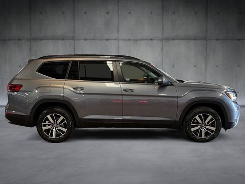 Used 2023 Volkswagen Atlas SE FWD image 6