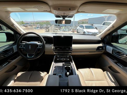 Used 2024 Lincoln Navigator L Reserve AWD/4WD image 9
