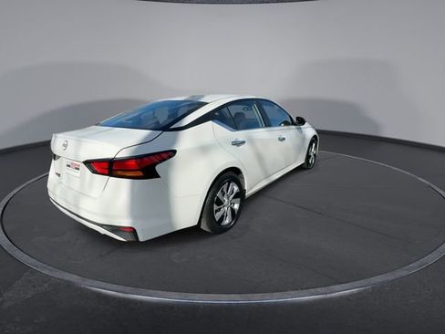 Used 2024 Nissan Altima 2.5 S image 16