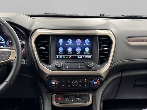 Used 2023 GMC Acadia Denali w/ Denali Ultimate Package image 20