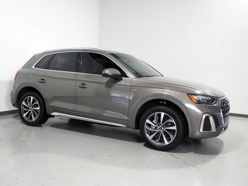 Used 2023 Audi Q5 2.0T Premium Plus w/ S Line w/ Premium Plus Package AWD/4WD image 1