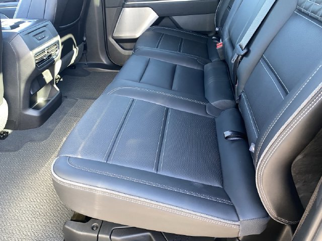 Used 2025 GMC Sierra EV Denali AWD/4WD image 20