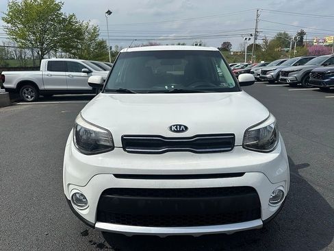 Used 2018 Kia Soul + image 10