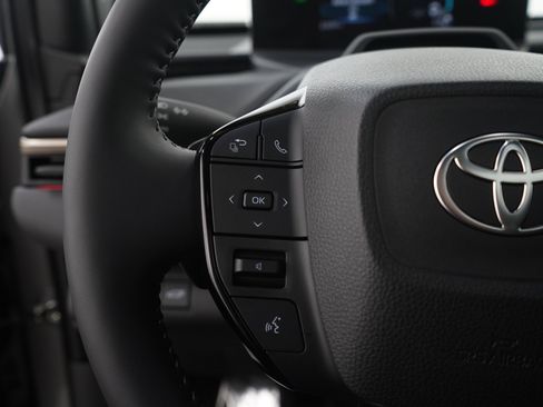 Certified 2026 Toyota bZ AWD/4WD image 27