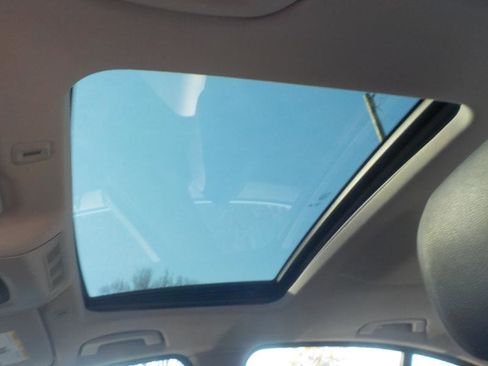 Used 2014 BMW 528i xDrive Sedan image 19