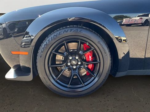 Used 2023 Dodge Challenger R/T Scat Pack RWD image 10