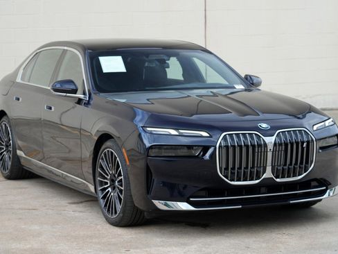 Used 2024 BMW i7 eDrive50 w/ M Sport Package RWD image 66