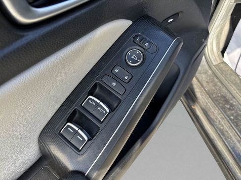 Used 2024 Honda Civic Touring image 16