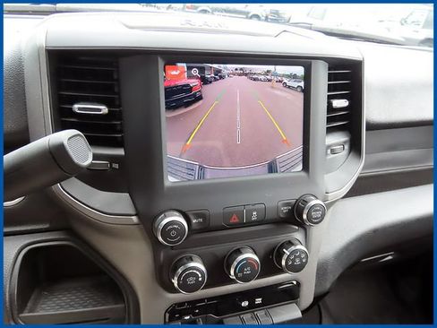 Certified 2024 RAM 2500 Tradesman w/ Chrome Appearance Group AWD/4WD image 18