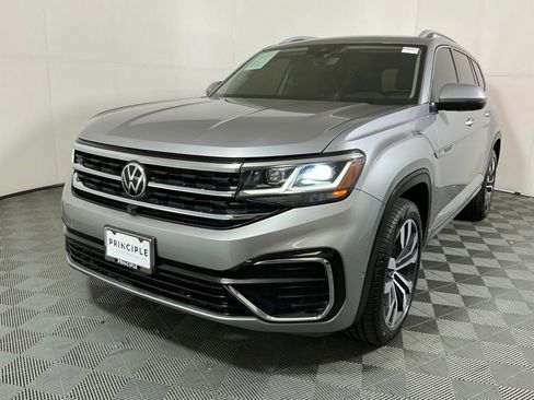 Used 2021 Volkswagen Atlas SEL Premium AWD/4WD image 2