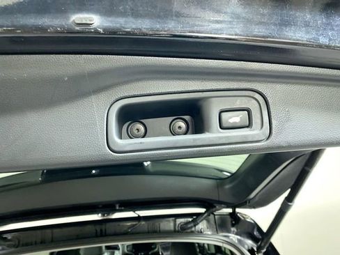 Used 2022 Honda Pilot Elite image 36