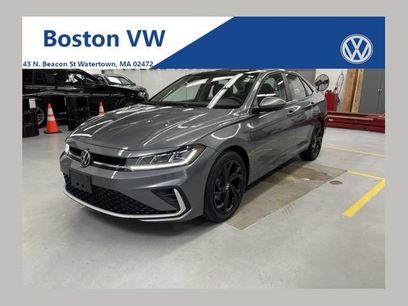 Used 2026 Volkswagen Jetta SE w/ Black Wheel Package