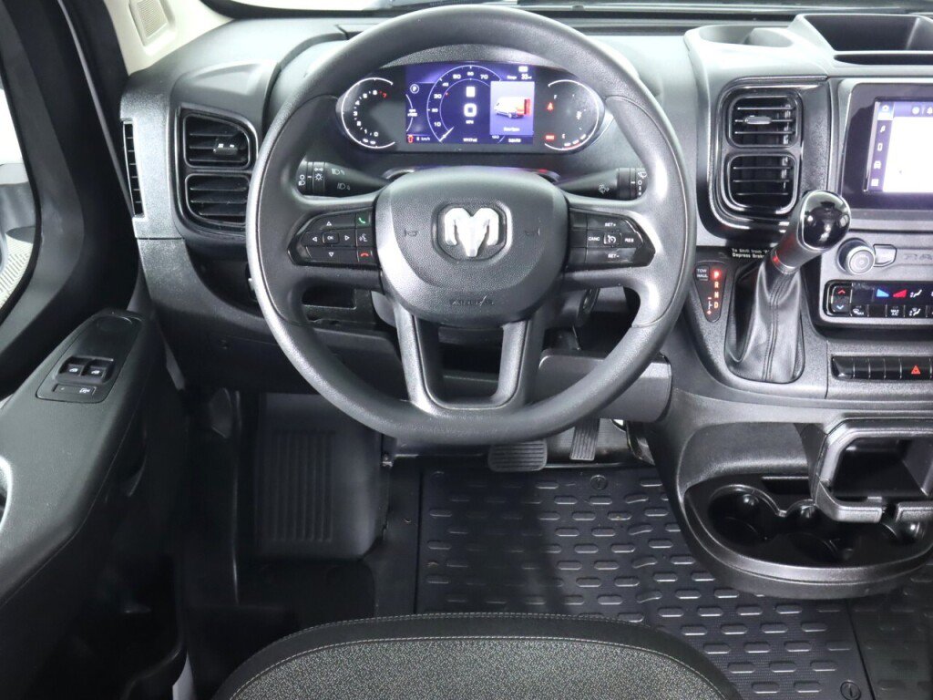 Used 2023 RAM ProMaster 2500 FWD image 31