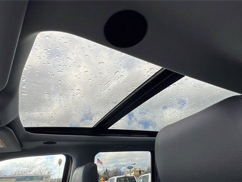 New 2025 Ford F250 Lariat w/ Lariat Ultimate Package image 29