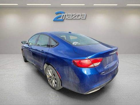 Used 2015 Chrysler 200 S w/ Comfort Group image 11