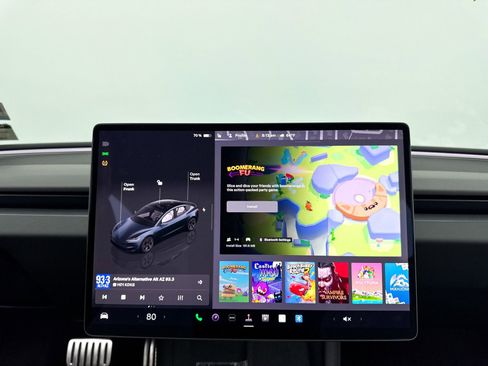 Used 2024 Tesla Model 3 Performance image 25