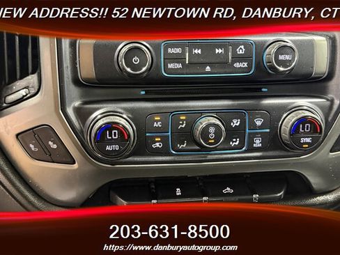 Used 2018 Chevrolet Silverado 1500 LTZ AWD/4WD image 25