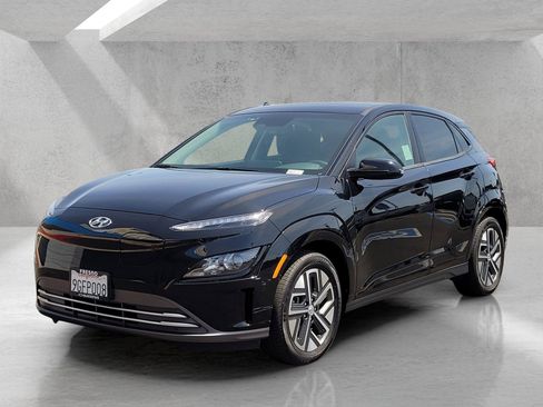Used 2023 Hyundai Kona SEL FWD image 9