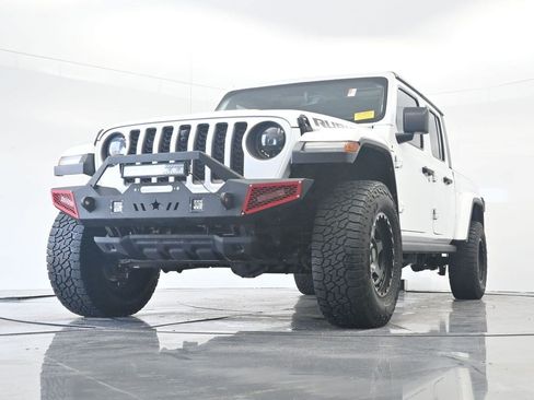 Used 2023 Jeep Gladiator Rubicon w/ LED Lighting Group AWD/4WD image 26