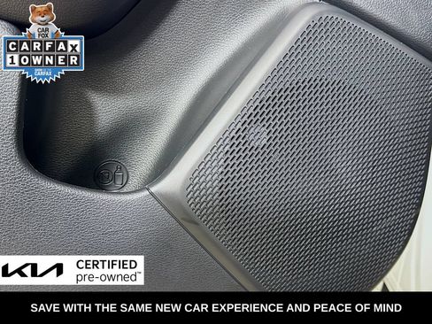 Certified 2025 Kia Soul LX w/ LX Technology Package FWD image 28