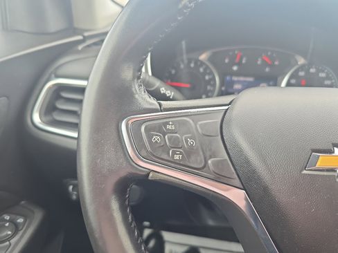 Used 2019 Chevrolet Equinox LT image 22