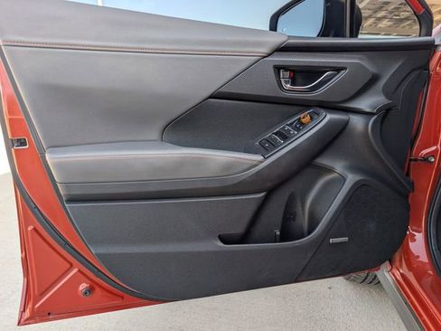 Certified 2024 Subaru Crosstrek 2.5i Limited w/ Crosstrek Mirror Package image 22