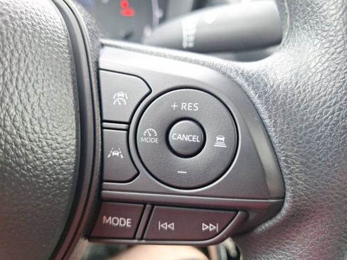 Used 2026 Toyota Corolla LE FWD image 20